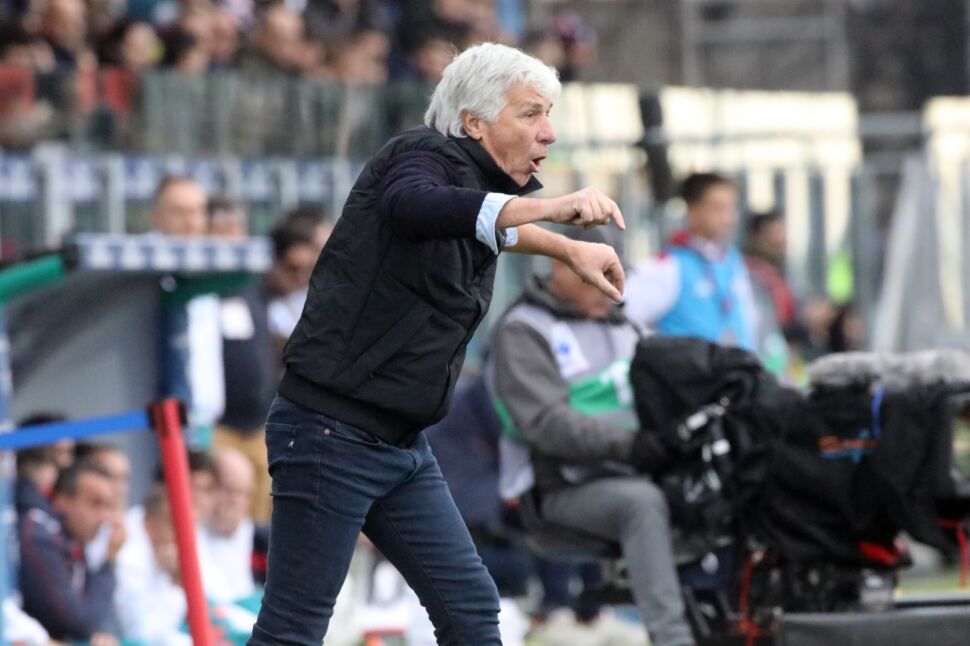 Gasperini e la stizza del dopogara: “Finale in inferiorità numerica, salvati da Carnesecchi e dai soliti guerrieri”