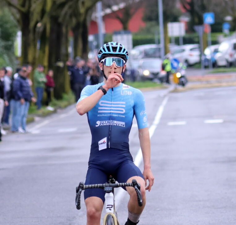 Mirko Nembrini vince a Camignone.  Partenza col botto per gli Allievi della Sc Cene