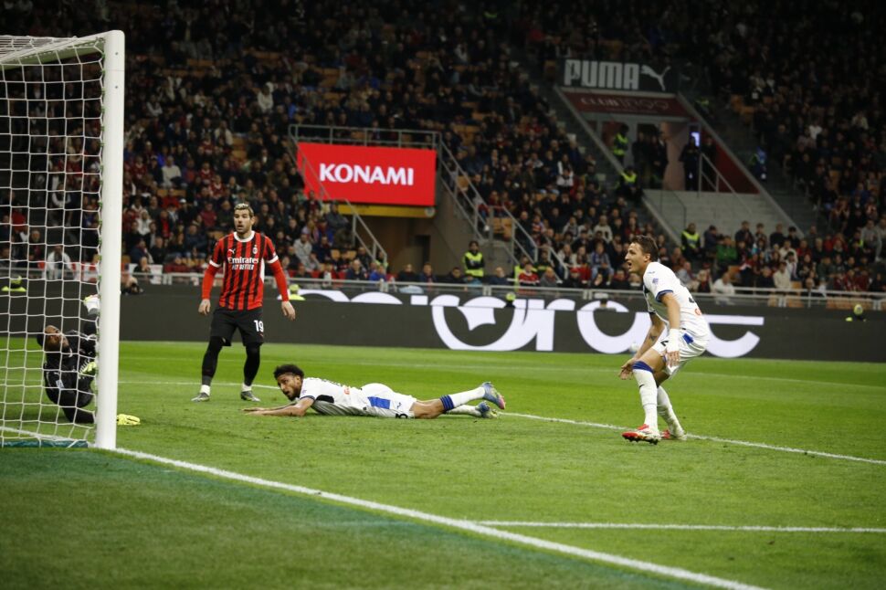 Ederson-gol, l’Atalanta sbanca il Milan e afferra la prossima Champions. Con qualche rimpianto per lo scudetto