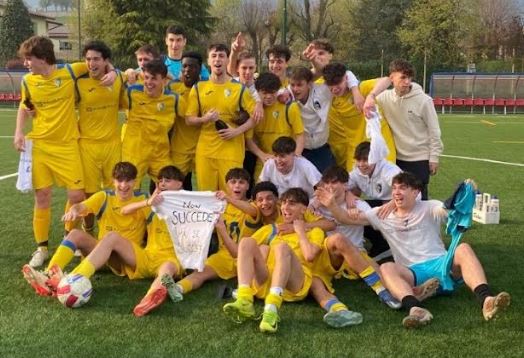 Giovanili. Apoteosi Juniores Mapello, i gialloblù conquistano il campionato Girone D Regionale