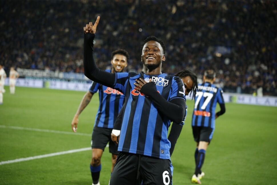 Il matchball per la Champions è di Sulemana: l’Atalanta batte la Roma, terzo posto blindato