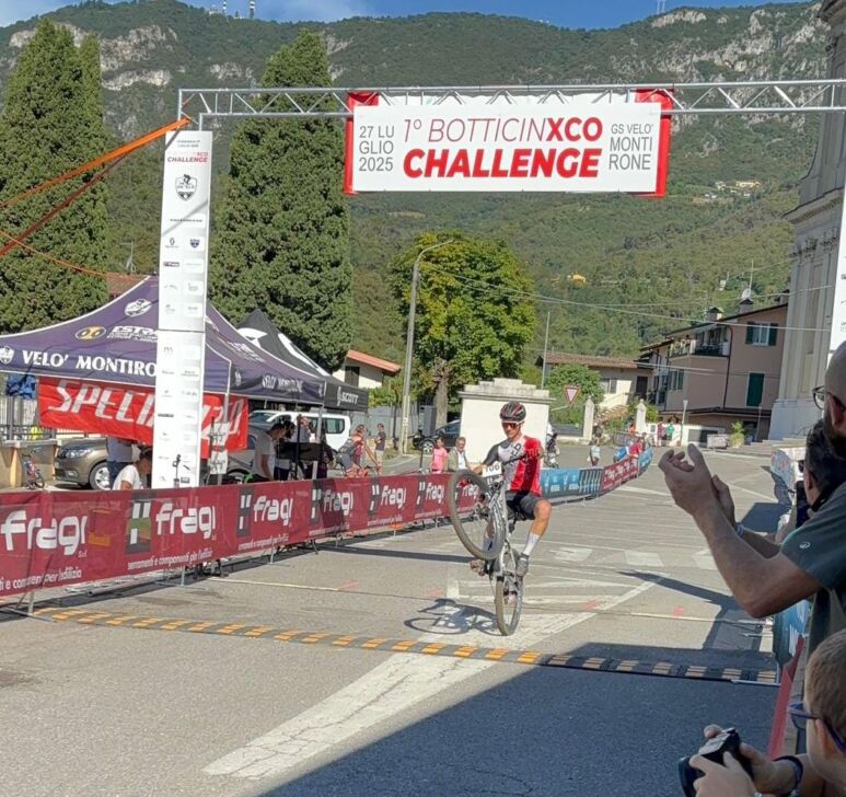 Paolo Cucchi della MTB Ghisalba trionfa a Botticino