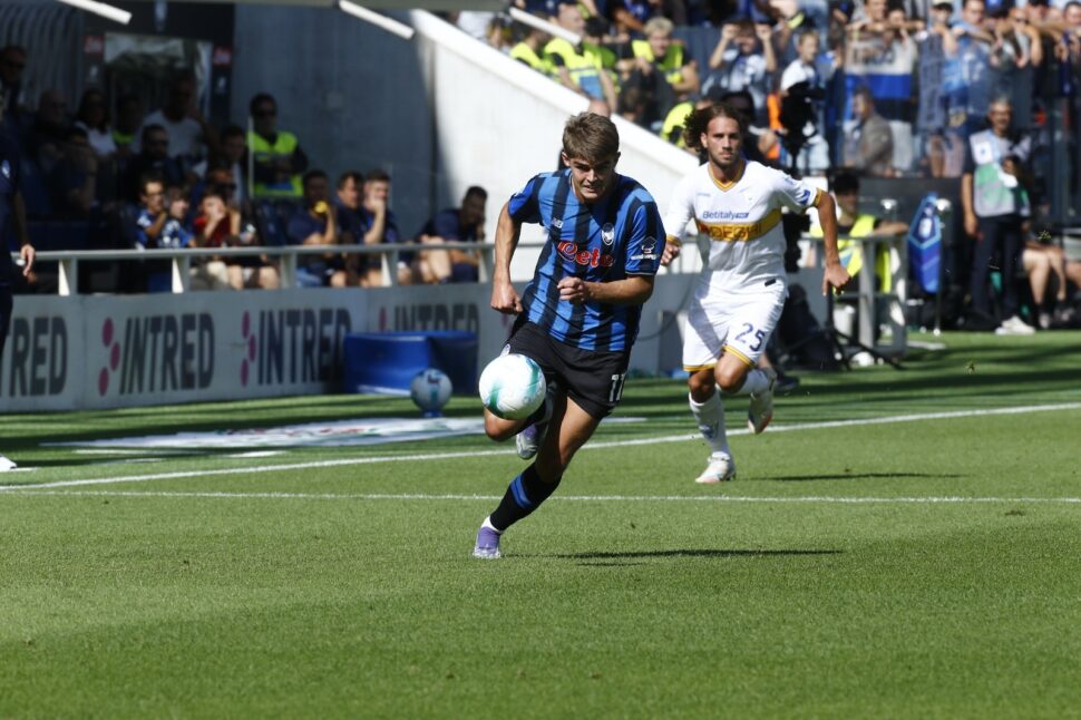 De Ketelaere, assist e doppietta, direttamente ai Mondiali. Anche Kolasinac (senza giocare) agli spareggi