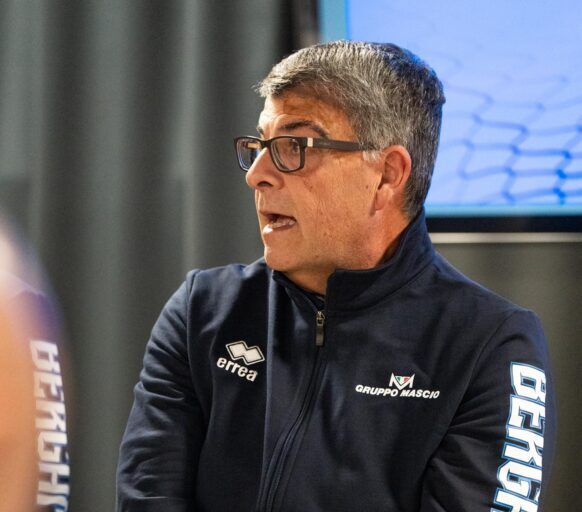 Ramagli al debutto: “Umiltà e ambizione”. La Gruppo Mascio Bergamo ospita Cremona