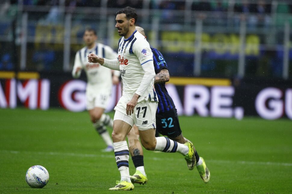 Atalanta, che pareggione a San Siro tra le proteste dell’Inter: Krstovic acciuffa Esposito