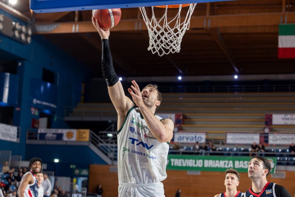 Basket, Serie B Nazionale. Non c’è capolista che tenga, vittoria da Playoff per una Tav decimata